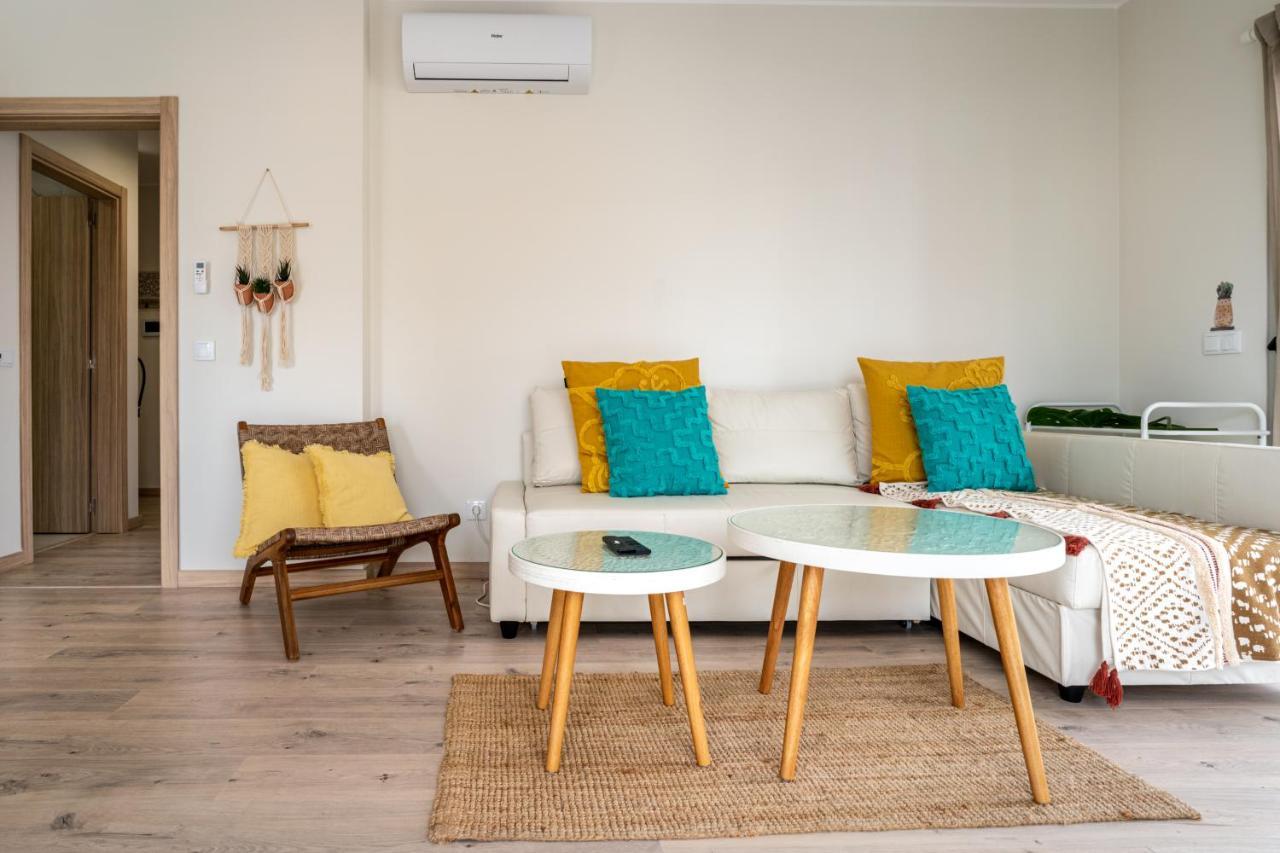 Sunny Brand New 2-Bedroom Apt - 500M From Praia Da Rocha With Ac And Pool! Portimão Buitenkant foto